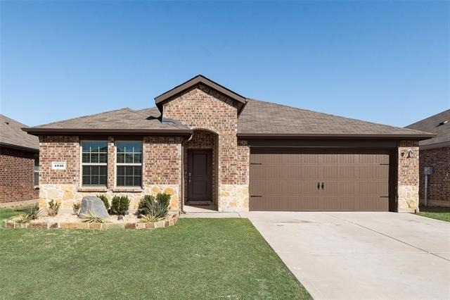 4016 Huntington Drive - Photo 1