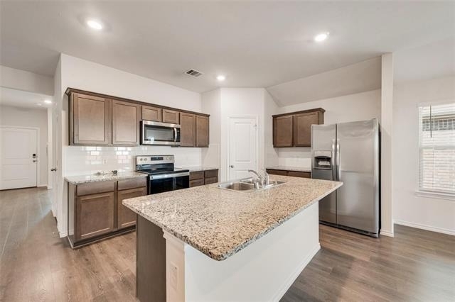 4016 Huntington Drive - Photo 4