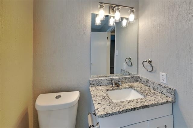 4208 Staghorn Circle N - Photo 7