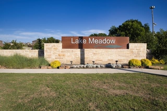 605 Grenada Lake Drive - Photo 38