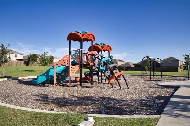 605 Grenada Lake Drive - Photo 34