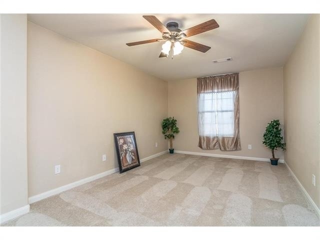 1009 Hawthorne Road - Photo 4