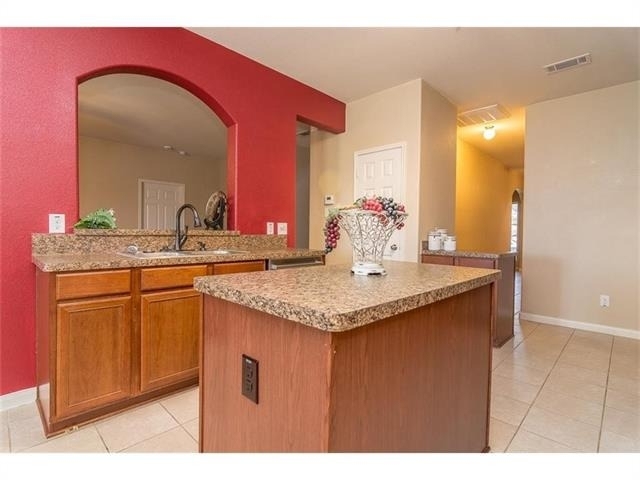 1009 Hawthorne Road - Photo 10
