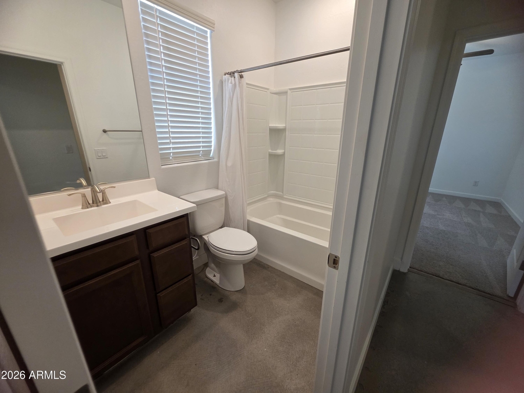 320 S 202nd Lane - Photo 10