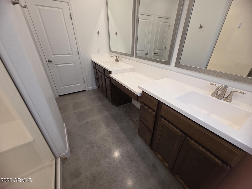 320 S 202nd Lane - Photo 13