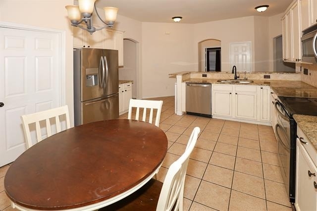 1615 Bur Oak Drive - Photo 8