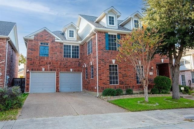8335 Richmond Court - Photo 0