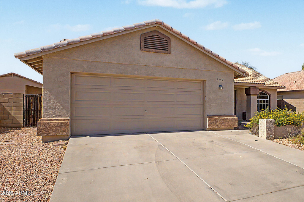 8752 W Melinda Lane - Photo 4