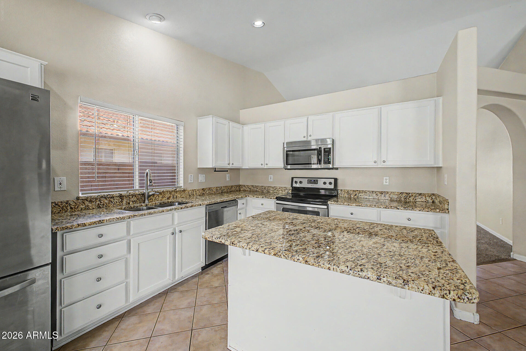 8752 W Melinda Lane - Photo 21