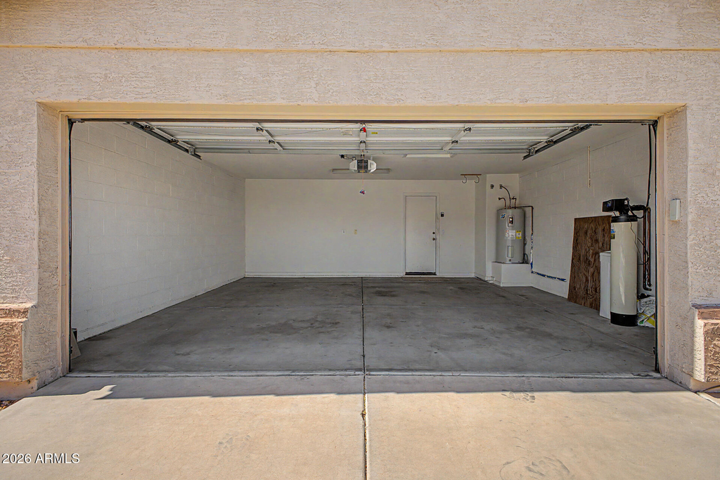 8752 W Melinda Lane - Photo 40
