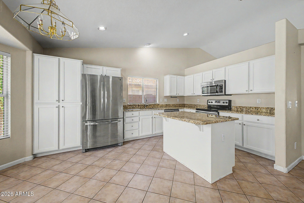 8752 W Melinda Lane - Photo 20