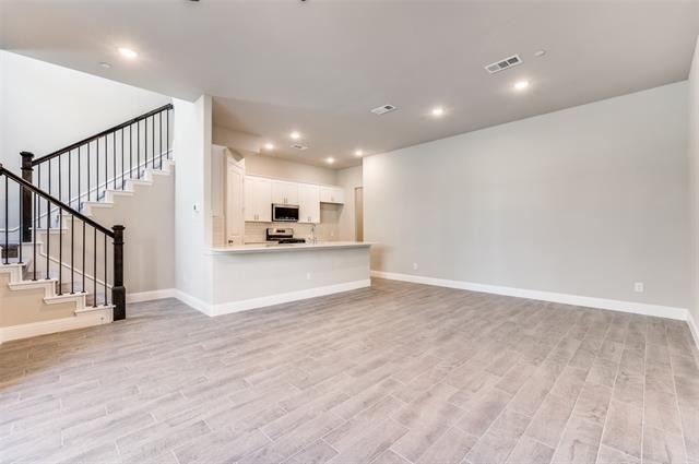 6148 Blythe Drive - Photo 4