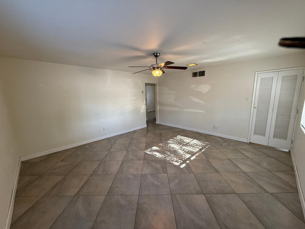41 E Woodward Drive - Photo 6