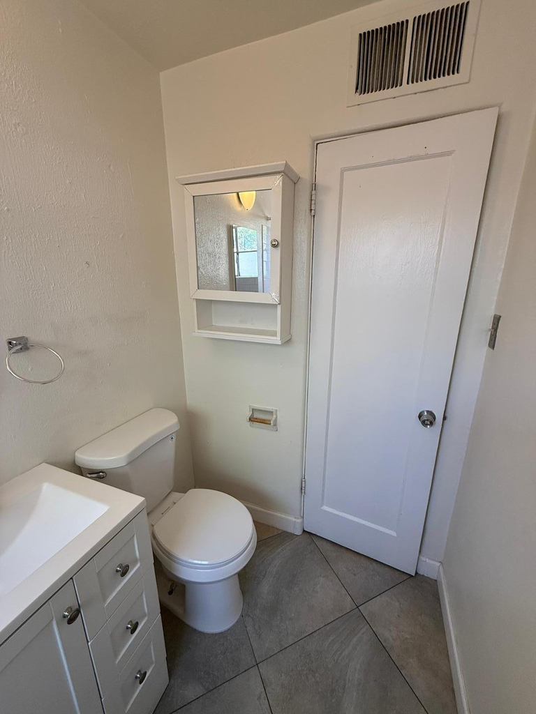 41 E Woodward Drive - Photo 11