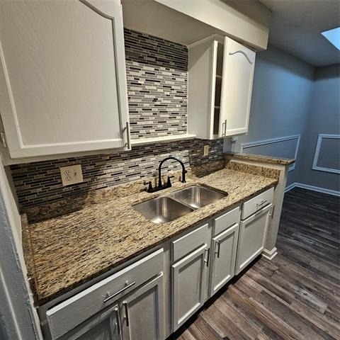 3209 Norwalk Avenue - Photo 10