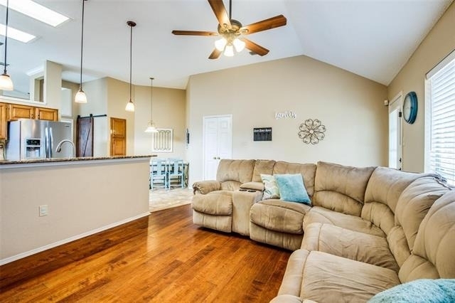 1109 Ashby Drive - Photo 14