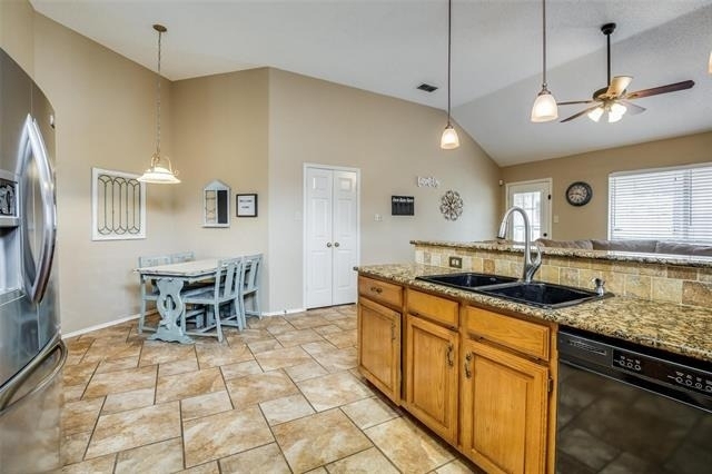 1109 Ashby Drive - Photo 10