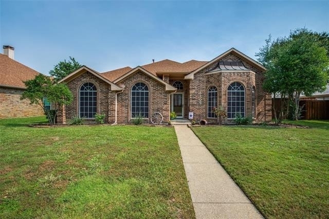 1109 Ashby Drive - Photo 1