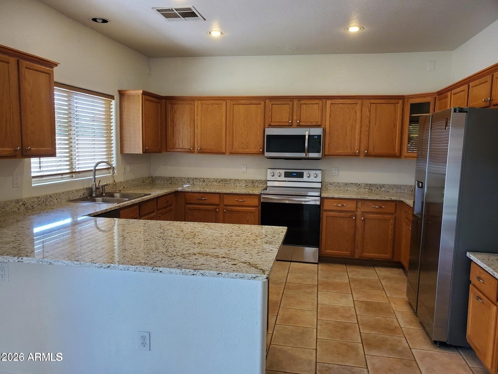 1853 E Shannon Street - Photo 7