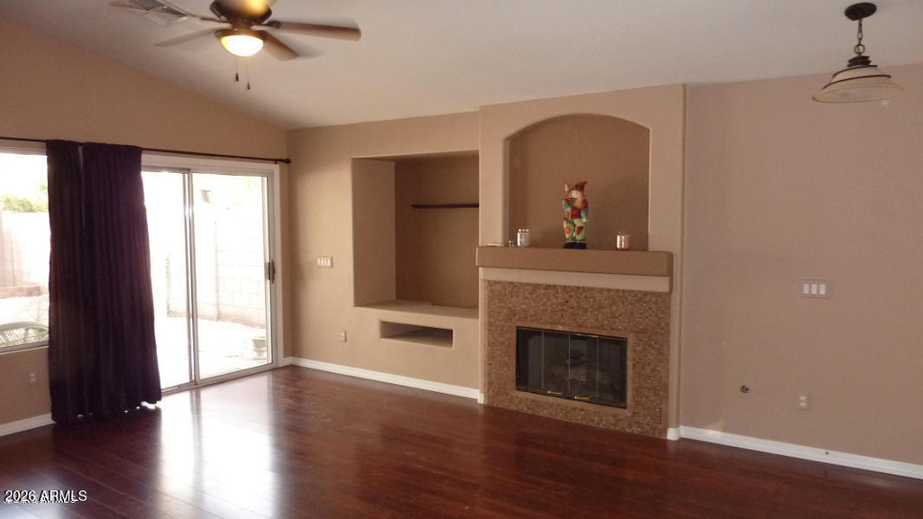 140 W Oxford Lane - Photo 4