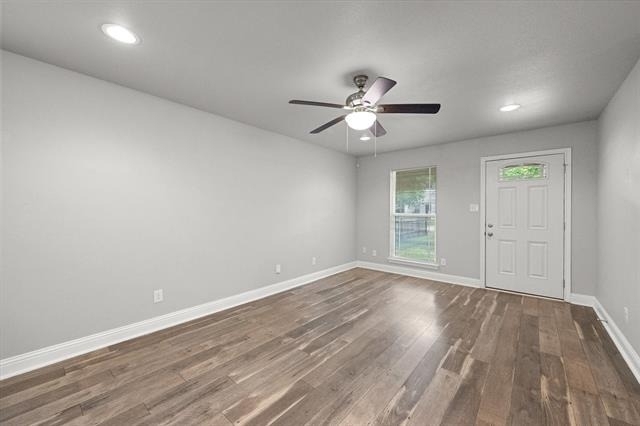 438 Sabine Avenue - Photo 9