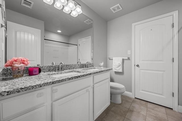 438 Sabine Avenue - Photo 12