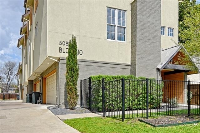 5089 Gaston Avenue - Photo 20
