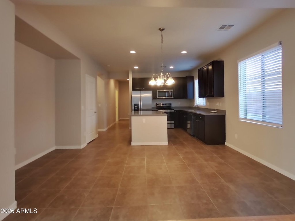 880 W Busa Drive - Photo 2