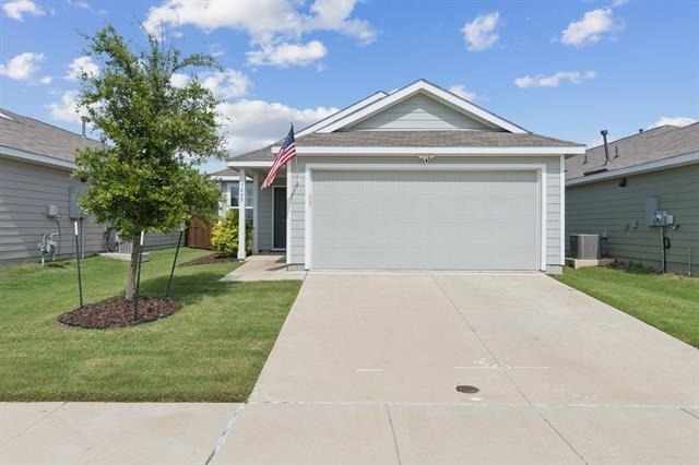 7408 Bluebell Lane - Photo 0