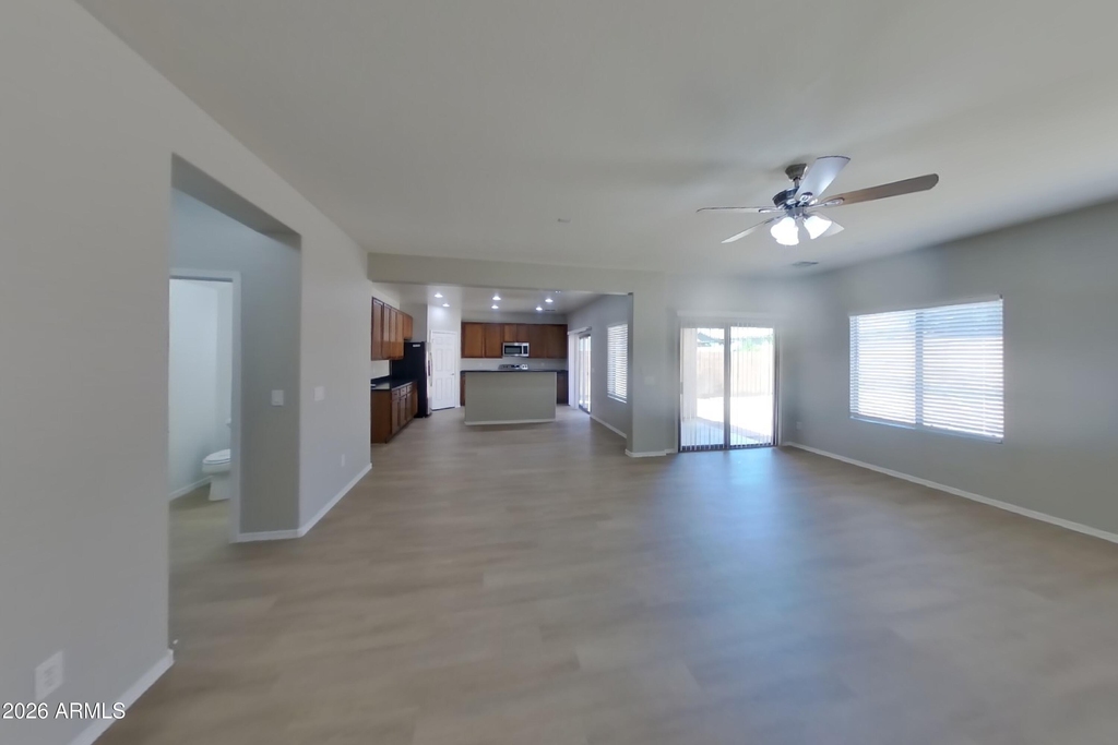 10208 W Wier Avenue - Photo 17
