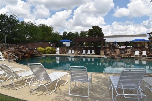 10301 Blue Skies Drive - Photo 27