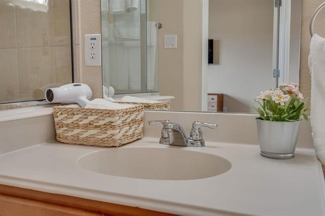 1105 Lone Pine Drive - Photo 27