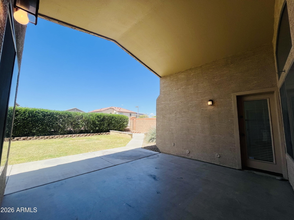 8202 S 47th Avenue - Photo 32