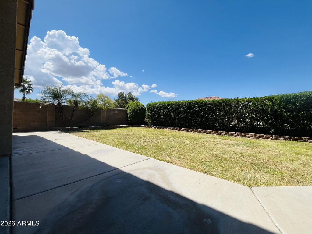 8202 S 47th Avenue - Photo 33
