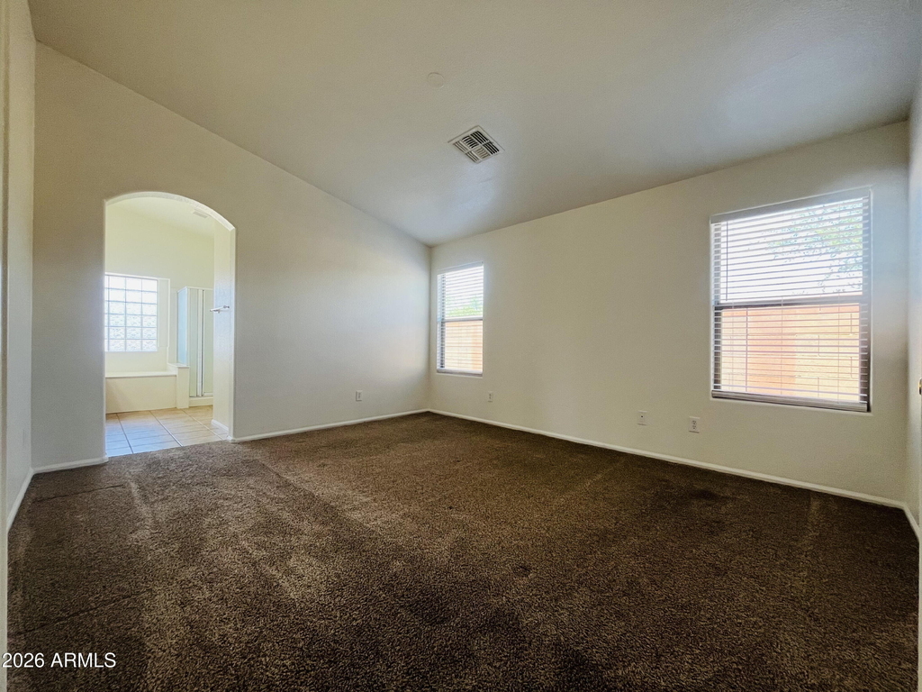 8202 S 47th Avenue - Photo 9