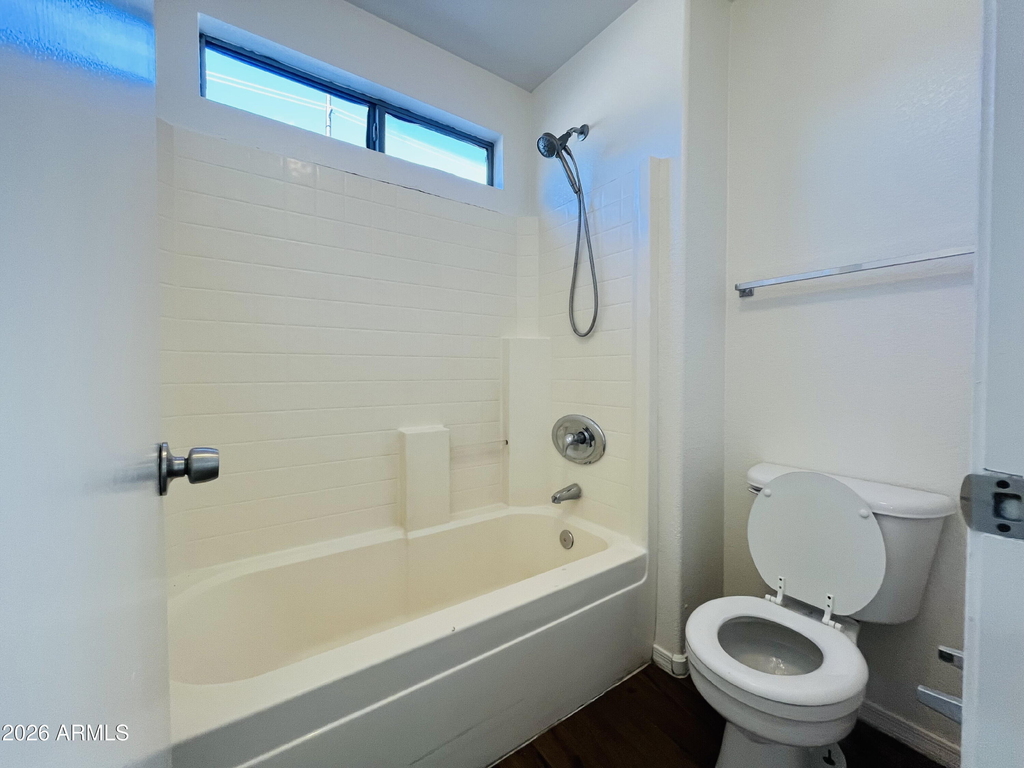 7332 N 70th Drive - Photo 17