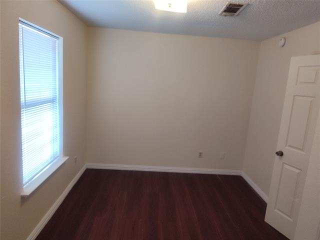 2039 W Walnut Street - Photo 8