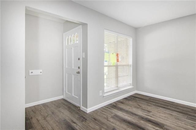 2808 Golfing Green Drive - Photo 2