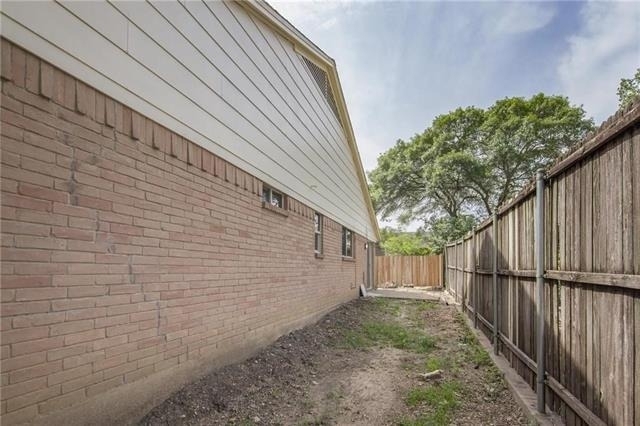2808 Golfing Green Drive - Photo 22
