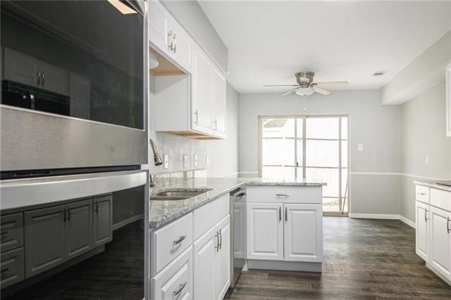 2808 Golfing Green Drive - Photo 12