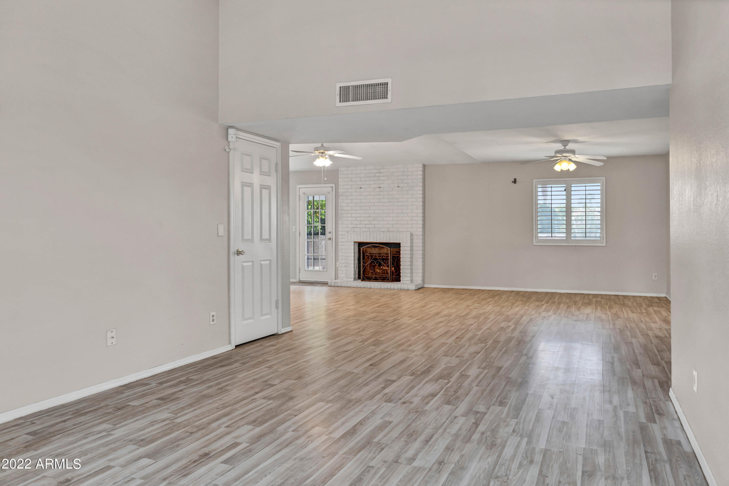 16250 N 64th Place - Photo 5
