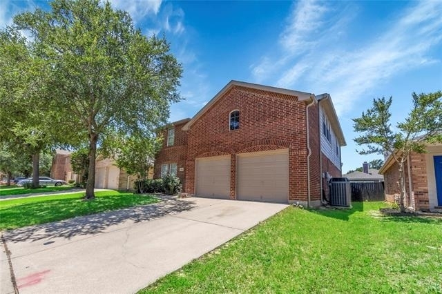 13221 Elmhurst Drive - Photo 1