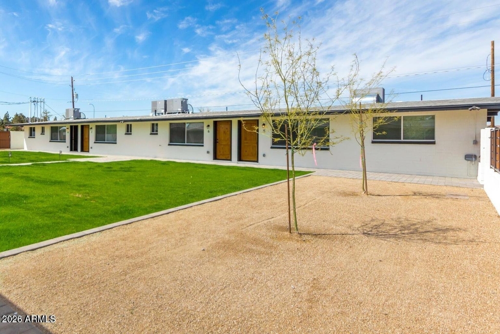 6043 W Laurie Lane - Photo 1