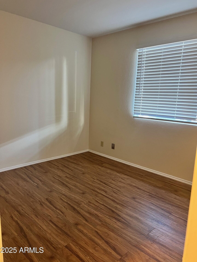 6604 S Lakeshore Drive - Photo 12