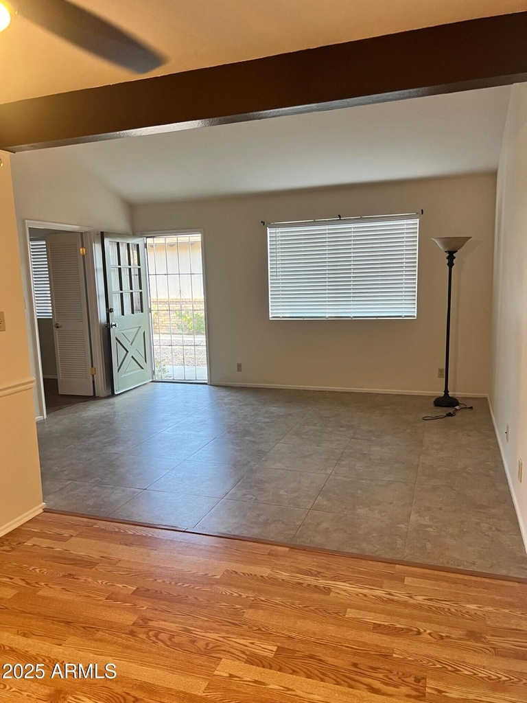 6604 S Lakeshore Drive - Photo 1