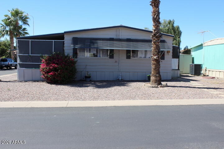 9501 E Broadway Road - Photo 0