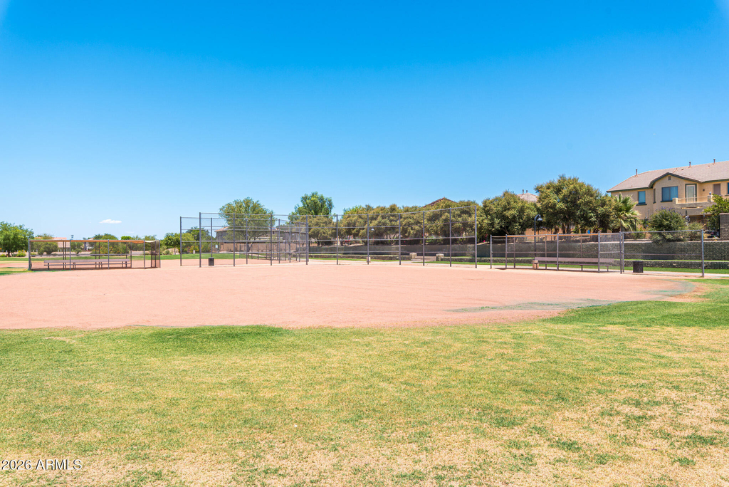 957 E Wimpole Avenue - Photo 42