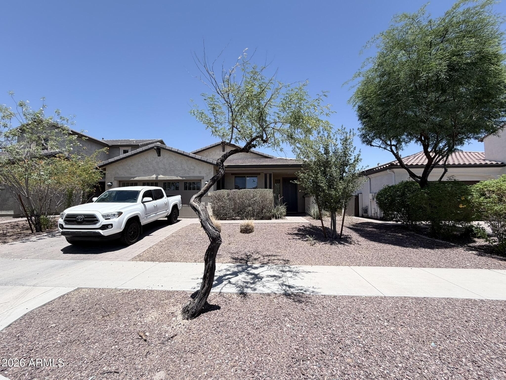 20432 W Carlton Mnr -- - Photo 1
