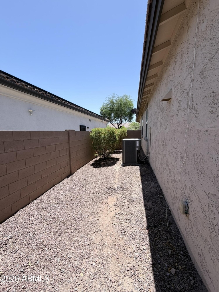 20432 W Carlton Mnr -- - Photo 30