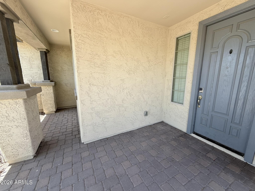 20432 W Carlton Mnr -- - Photo 3